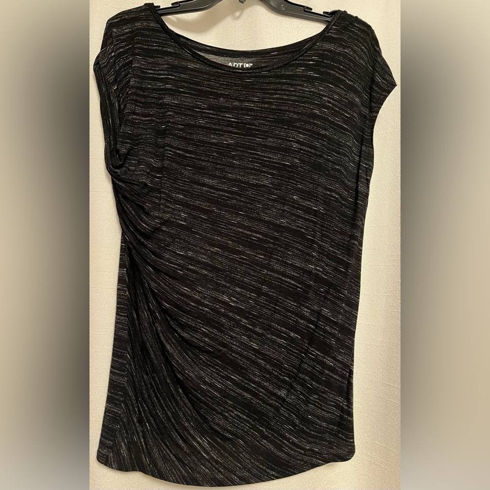 Cap-sleeve Apt. 9 top, L